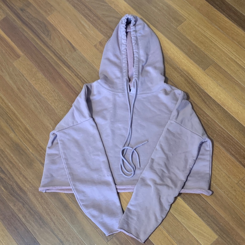 ALO Yoga Mauve Cropped Textured Hoodie